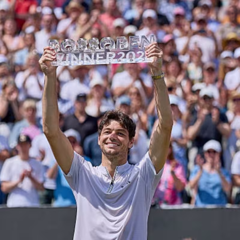 Taylor Fritz wins the ATP Stuttgart 2025 title. Photo: Getty