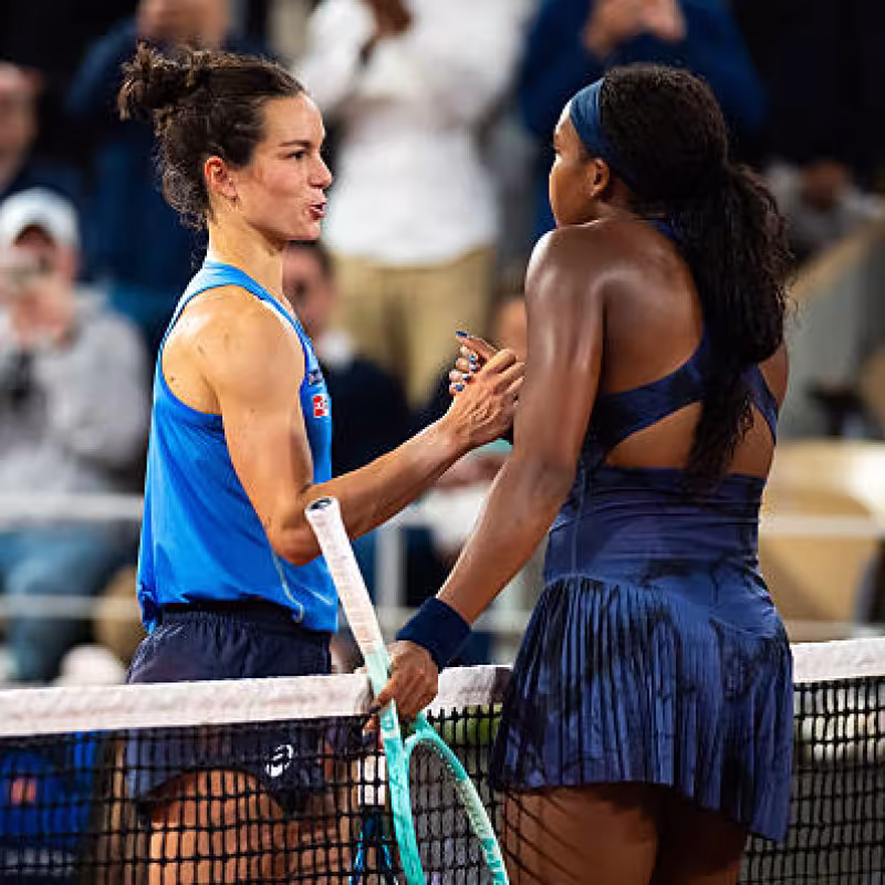 Lois Boisson shows her face after falling to Coco Gauff at Roland Garros 2025. Photo: Getty