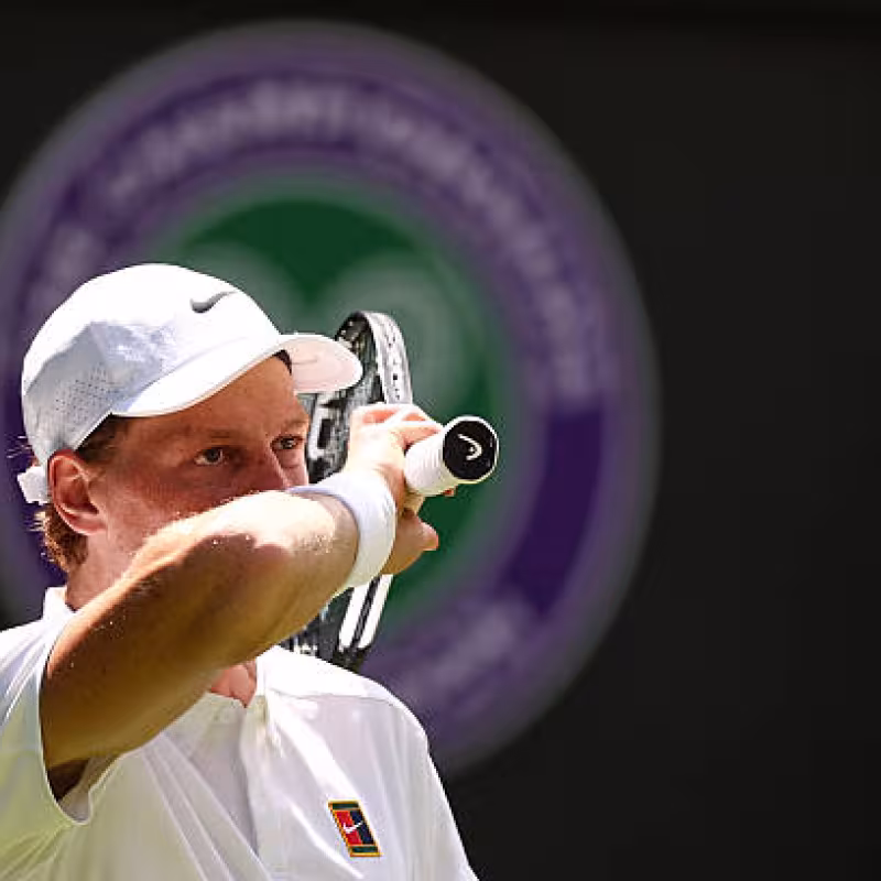 Jannik Sinner debuts with victory at Wimbledon 2025. Photo: gettyimages