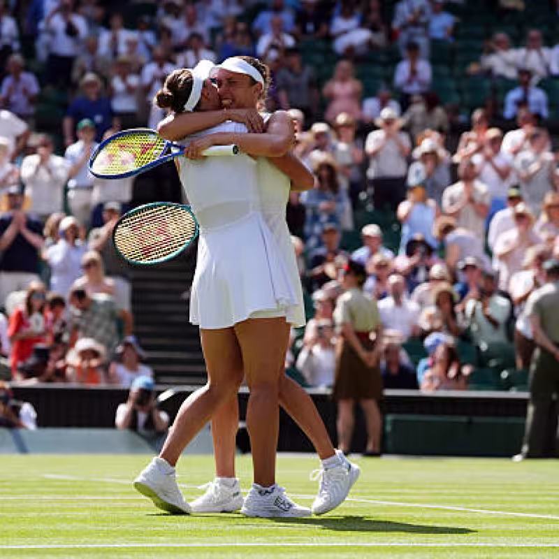 Kudermetova and Mertens, champions at Wimbledon 2025. Photo: gettyimages