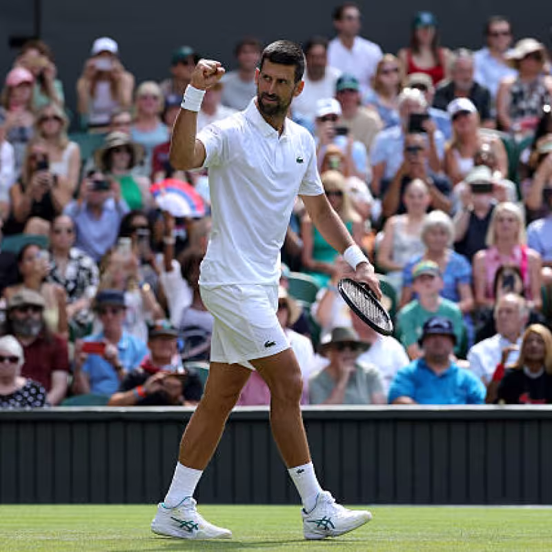 Djokovic on the court: "I think about the great things I can achieve at Wimbledon." Photo: Getty