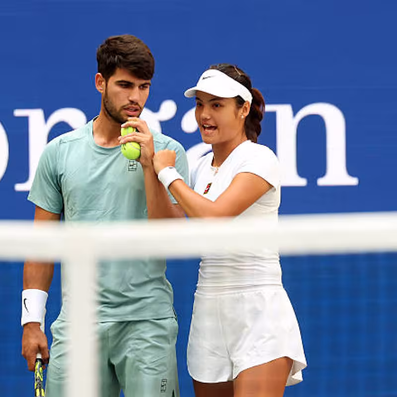 Draper and Pegula end Alcaraz and Raducanu's dream in the US Open mixed doubles. Photo: Getty Images.