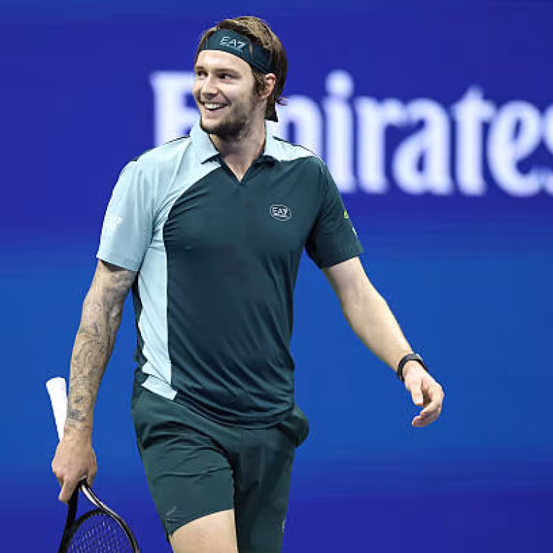 The data that puts Bublik on par with Alcaraz, Sinner, and Zverev this season. Photo: Getty Images