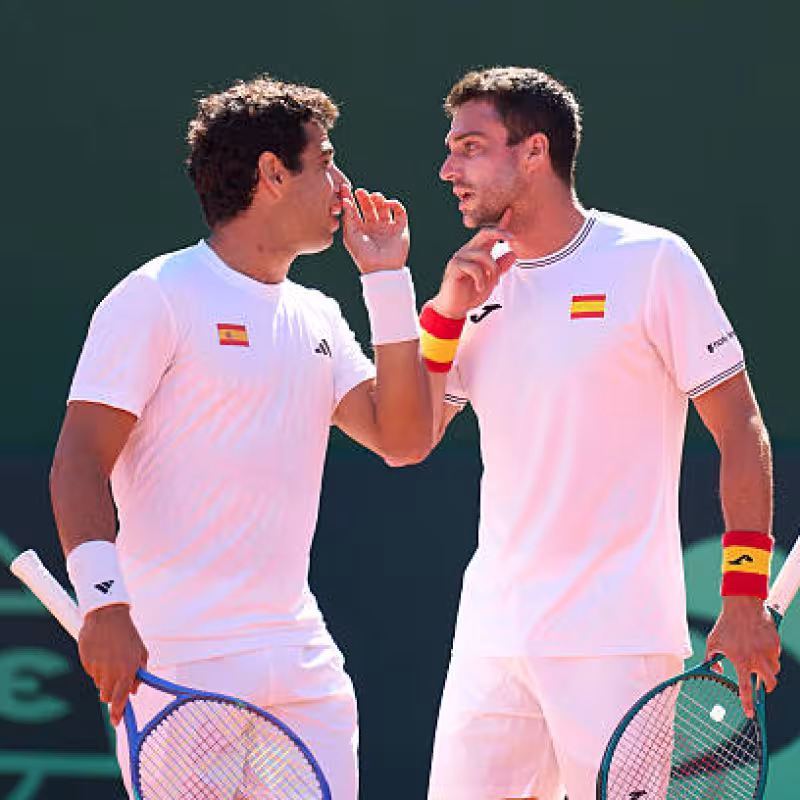 Munar and Martínez trust in the miracle and put the 1-2. Photo: Getty Images