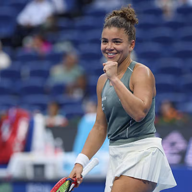 WTA Beijing 2025. Paolini and Anisimova deliver to set up quarterfinal clash. Photo: Getty Images