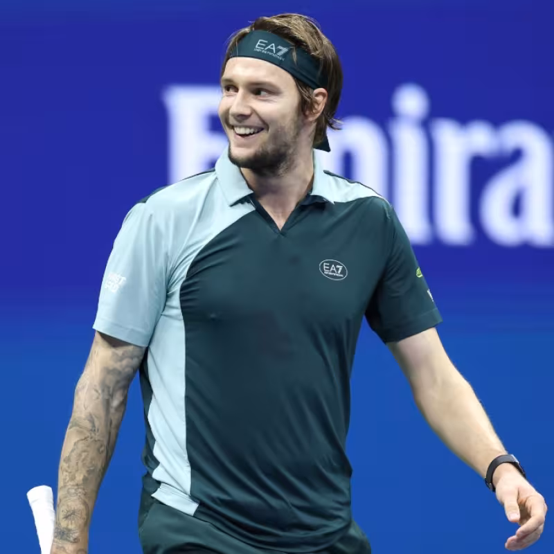 The toxic relationship of Alexander Bublik. Photo: Getty