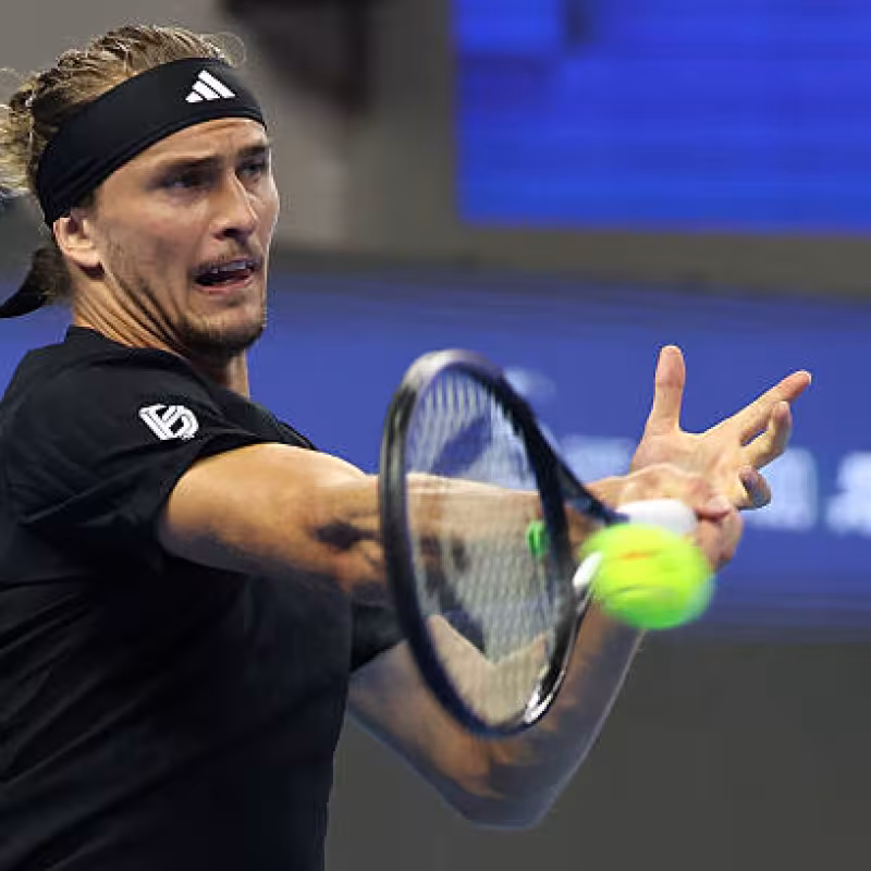 Alexander Zverev, strong in his debut in Beijing.