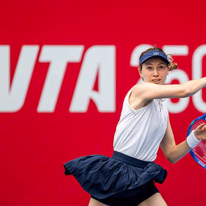 Bucsa takes advantage of Bencic's last-minute withdrawal and is already in the semifinals of the WTA Hong Kong. Photo: Gettyimages