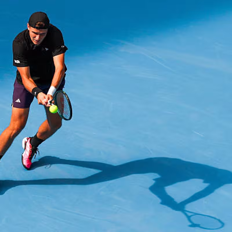 Mensik, about Alcaraz and Sinner: "We try to reach them, but they are superior to us in every way." Photo: Gettyimages