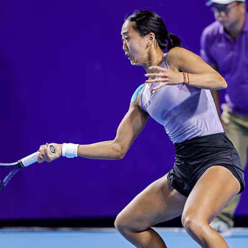 Li prevails over Sun to conquer the title at WTA Guangzhou 2025. Photo: Getty