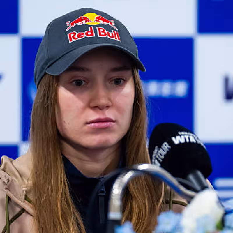 Rybakina withdraws from the semifinals of the WTA Tokyo 2025. Photo: Getty
