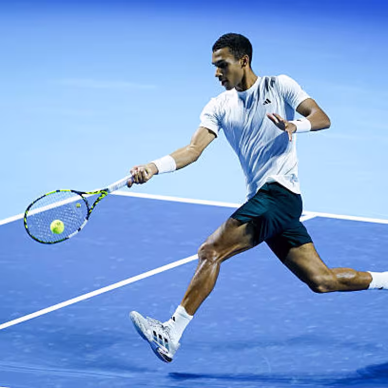 Félix Auger-Aliassime, level on indoor courts. Photo: gettyimages