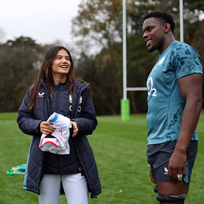 Raducanu switches to Rugby during her vacation. Photo: Gettyimages