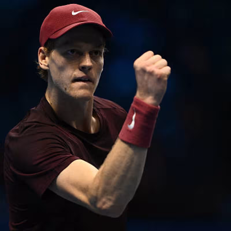 Jannik Sinner beats Zverev at ATP Finals 2025. Photo: gettyimages