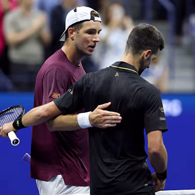 Jan-Lennard Struff and Djokovic, tennis actors. Photo: gettyimages