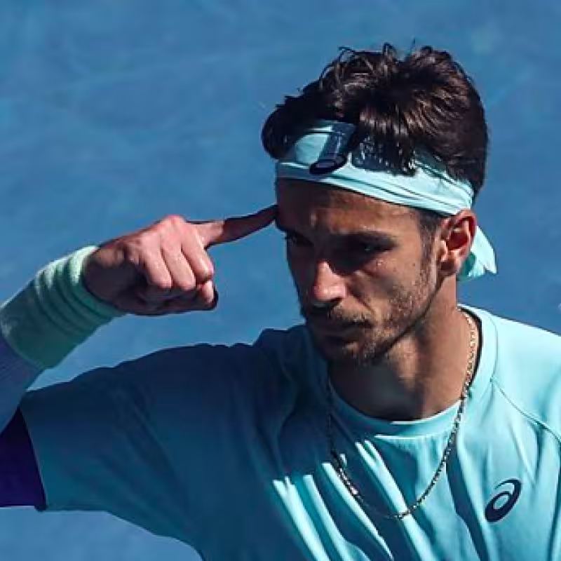 Musetti raises his hand and reserves a table with Djokovic. Source: Getty