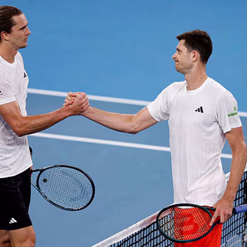 Zverev frustrated during his match against Hurkacz: "He hasn't played for two fucking years, and he's serving at 230 kilometers per hour." Photo: Gettyimages