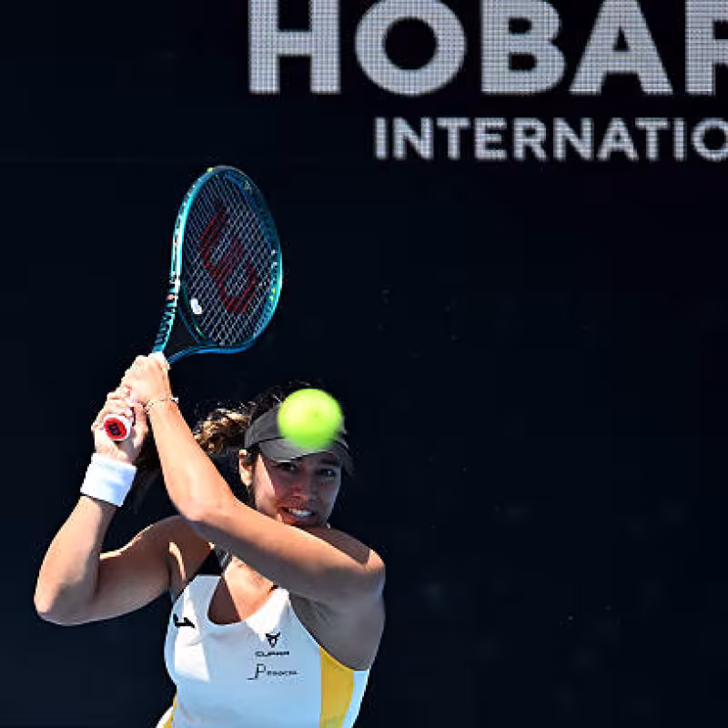 Bouzas succumbs to details in her duel with Preston at the WTA Hobart 2026. Photo: Getty