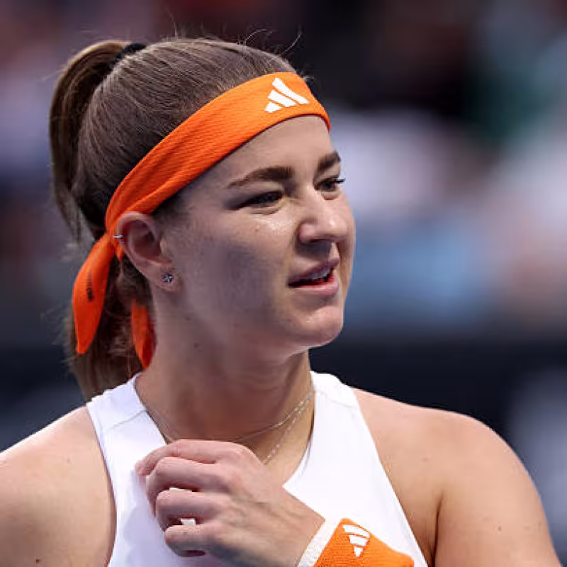 Karolina Muchova, an Unusual Act at the Australian Open 2026. Photo: gettyimages