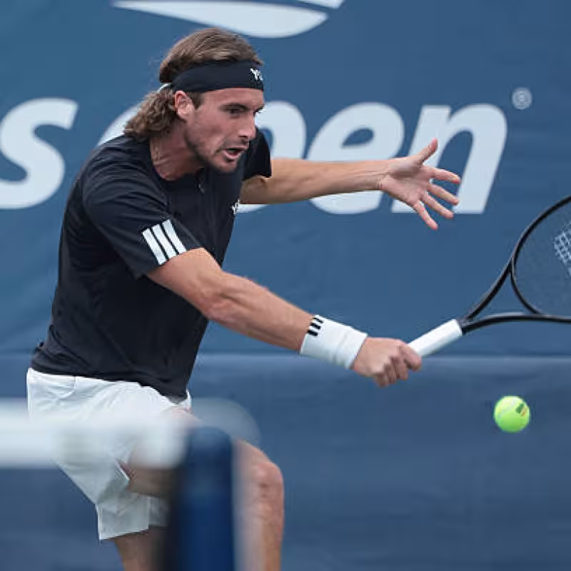Stefanos Tsitsipas assesses his new reality in United Cup 2026. Photo: gettyimages