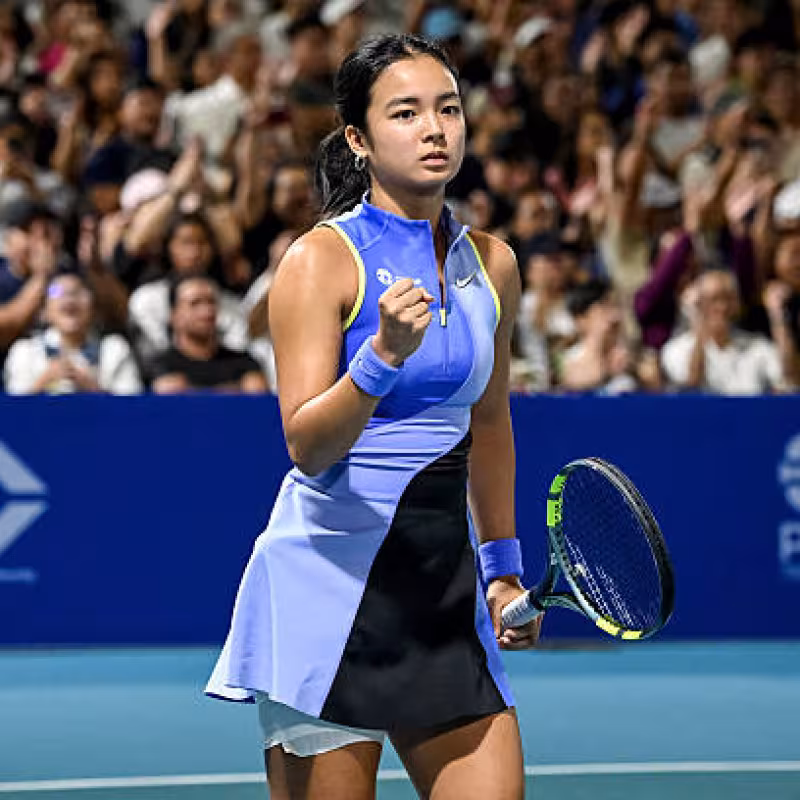 Filipino fans once again lift Eala to victory over Sonmez in Abu Dhabi. Photo: Gettyimages