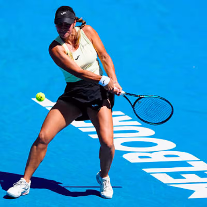 Jessica Bouzas deflates against Bencic in Dubai. Source: Getty