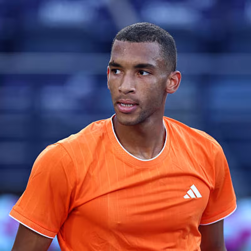 Félix Auger-Aliassime, flight from Dubai. Photo: gettyimages