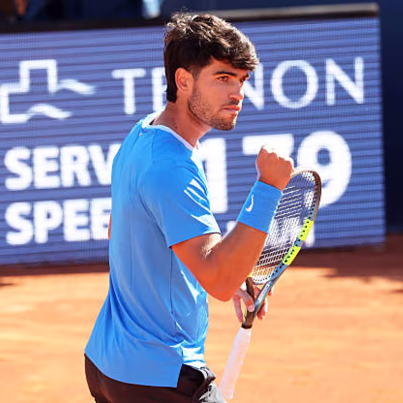 Carlos Alcaraz drops out of the Barcelona Open due to his wrist injury.