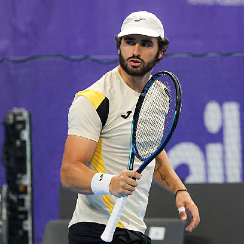 Moro Cañas spoils Bernet's debut at the Madrid Challenger.