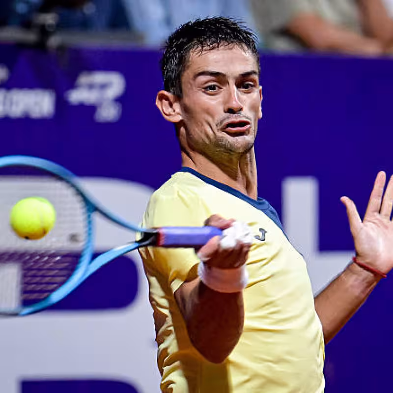 Navone defeats Van de Zandschulp after a 3-hour and a half battle to advance to the final in Bucharest. Photo: Gettyimages