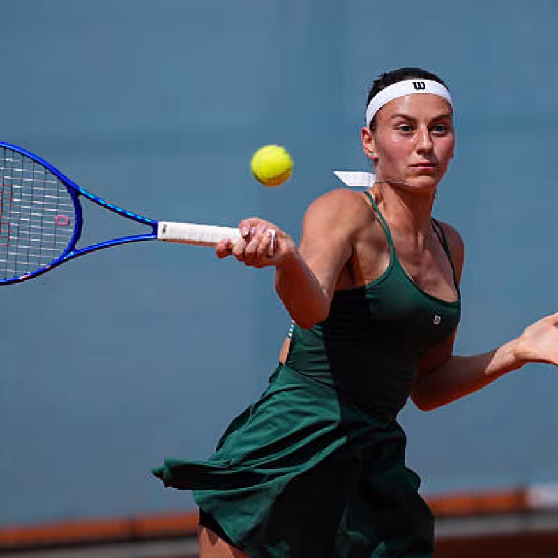 An incredible Kostyuk overwhelms Pegula at the Madrid Open.