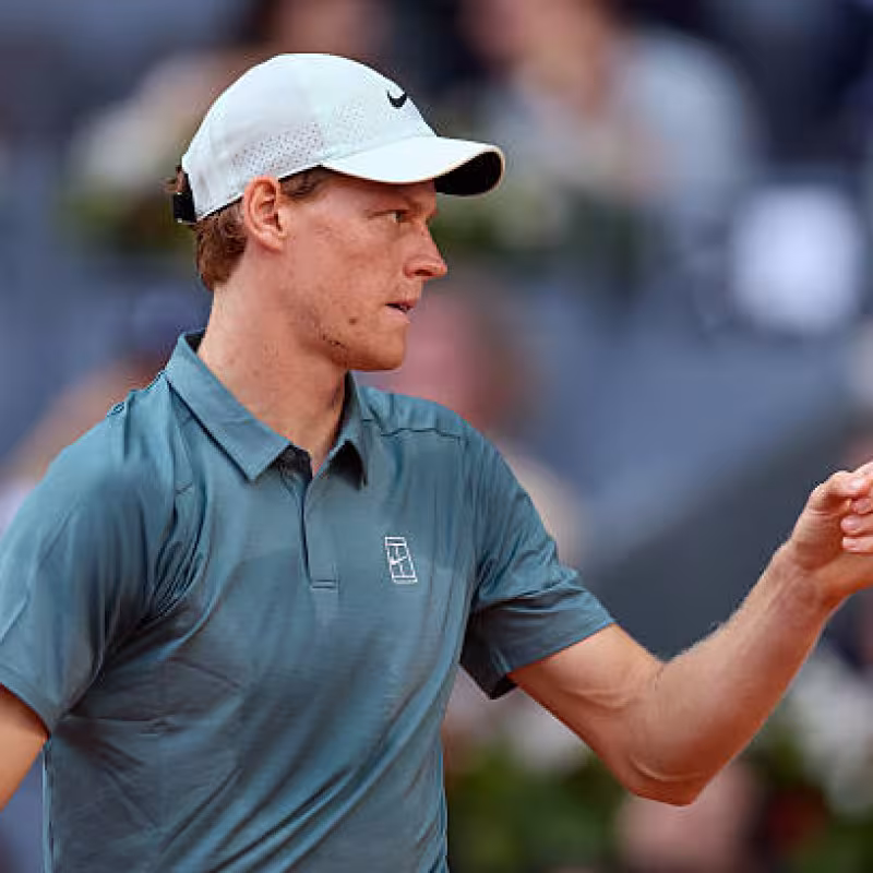Jannik Sinner reacts to Alcaraz's withdrawal. Photo: gettyimages