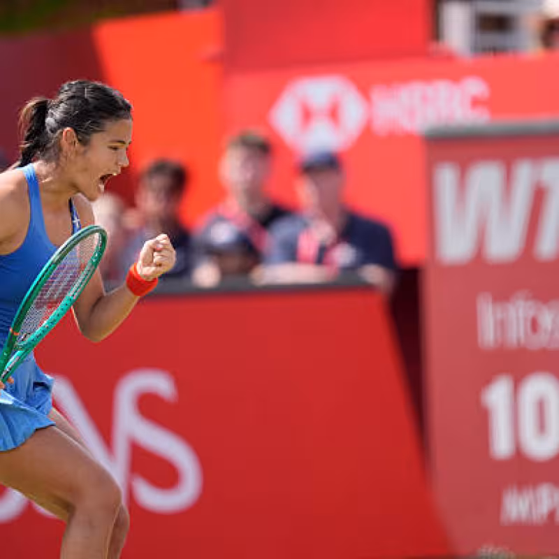A Wimbledon Champion Optimistic about Raducanu: "For Me, It's Extremely Encouraging". Photo: Gettyimages