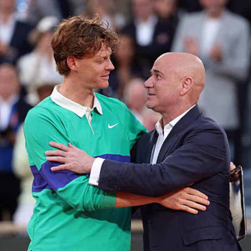 Agassi criticizes Sinner at Roland Garros 2026. Photo: gettyimages