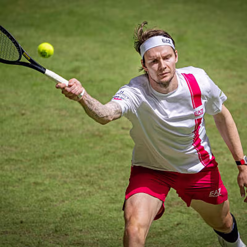 Bublik will play doubles at Wimbledon. Photo: gettyimages.