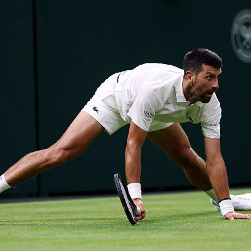 Novak Djokovic gana a Wu en Wimbledon 2026. Foto: gettyimages