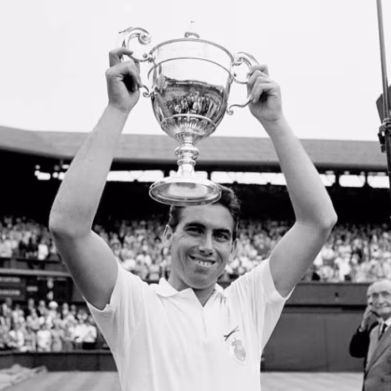 El día que España conquistó Wimbledon, así fue la mayor gesta de Manolo Santana. Fuente: Getty