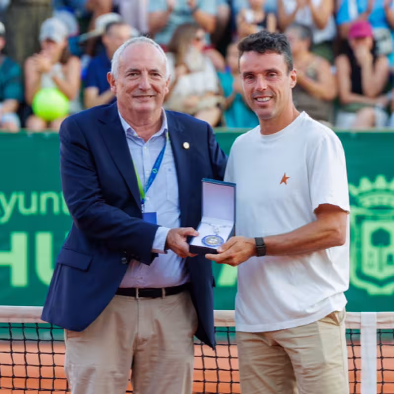 Roberto Bautista sorprende con su retirada en la Copa del Rey de Tenis de Huelva. Fuente: RCT Huelva