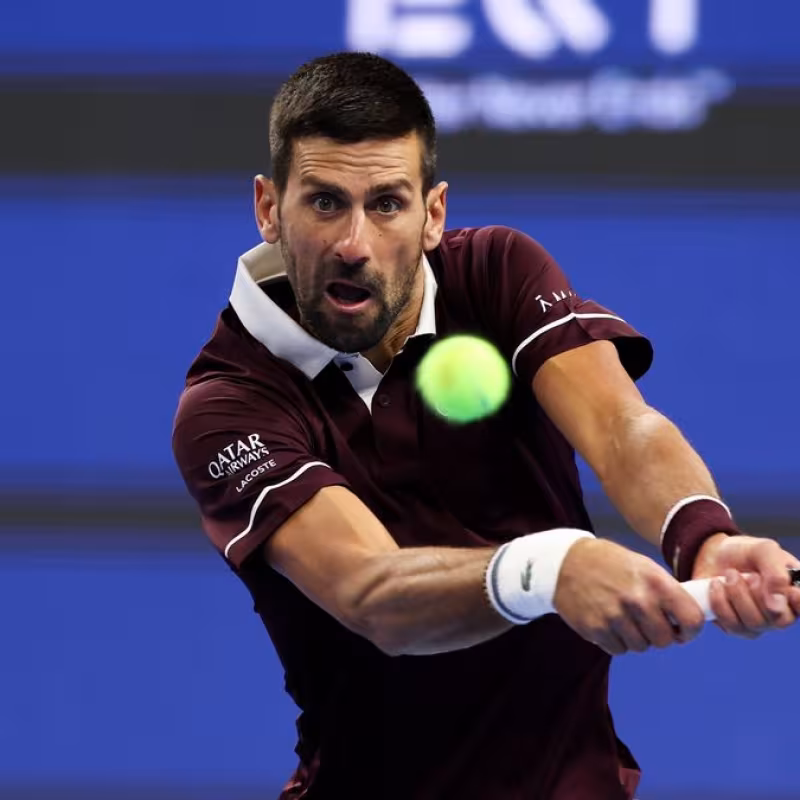 A qué hora y dónde ver a Djokovic en la final de Pekín contra De Miñaur. Fuente: Getty Images.