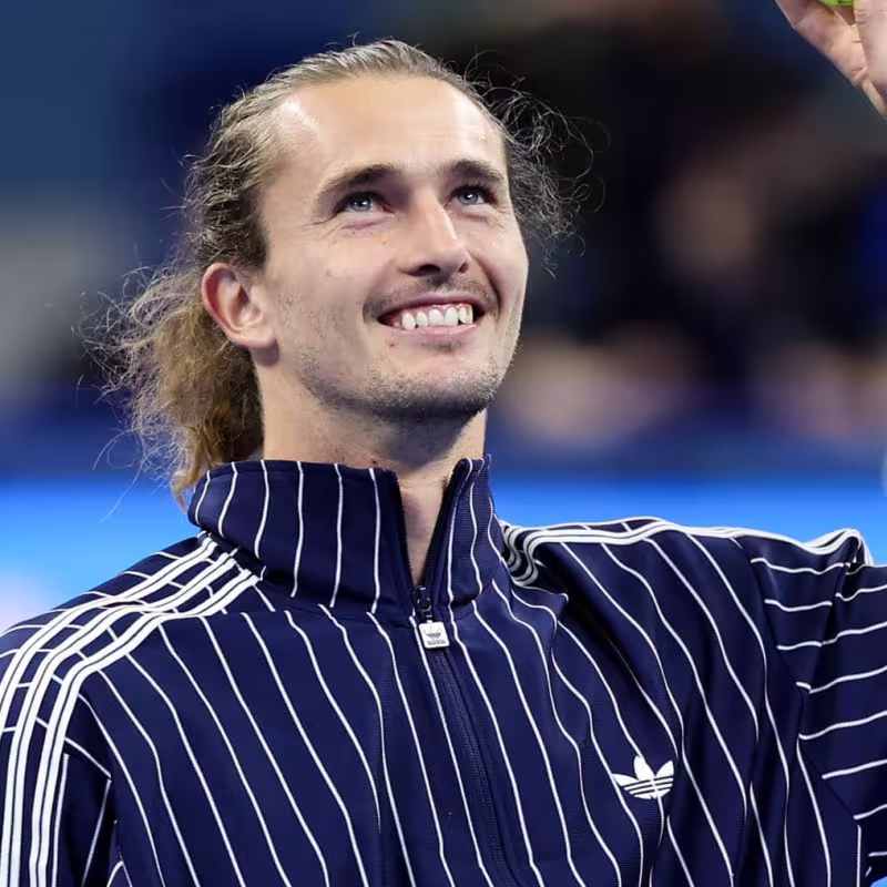 Alexander Zverev aplasta a Shang en Pekín y se cita mañana con Novak Djokovic. Fuente: Getty