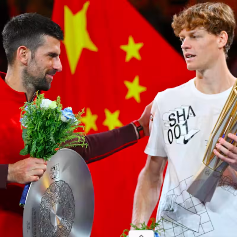 Djokovic le da un consejo a Sinner tras conocer el alcance de su lesión. Fuente: Getty