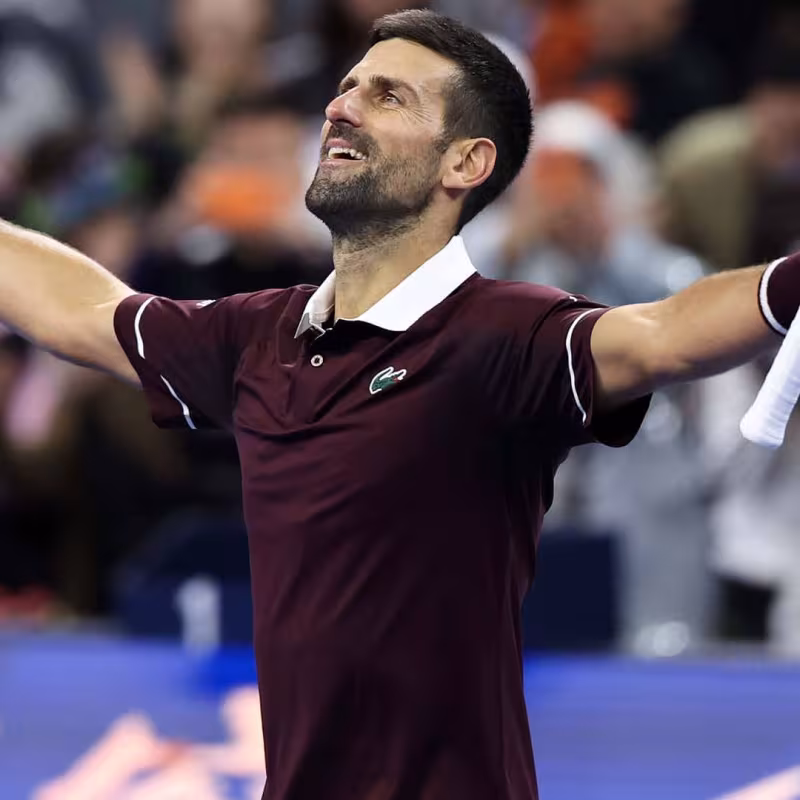 Djokovic se pone en la piel de Medvedev tras su descalificación. Fuente: Getty Images.