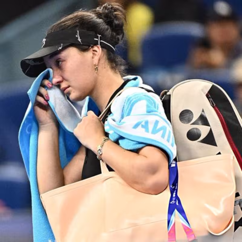 Eva Lys bids farewell to 2026 with a message that goes beyond tennis: "My body and mind do not cooperate." Source: Getty