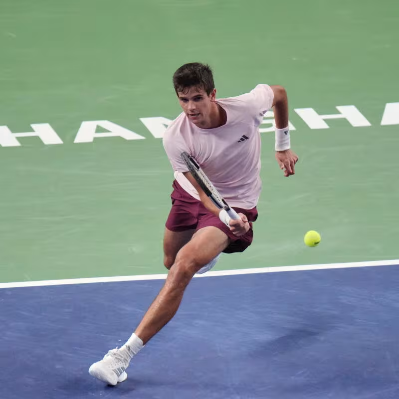 Jódar firma otra maravilla y habrá final española en Shanghái. Foto: Gettyimages
