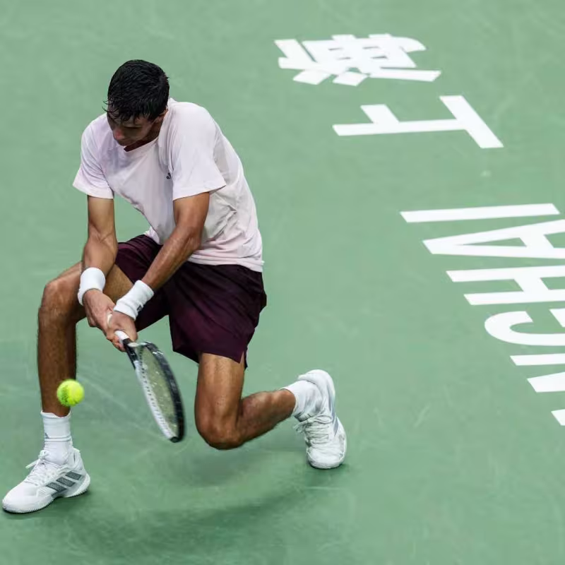 Rafael Jódar, warning against ball boys. Photo: gettyimages