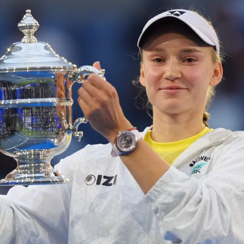 Rybakina, in cerca del 'Career Grand Slam': "Sarebbe bello vincere il Roland Garros"