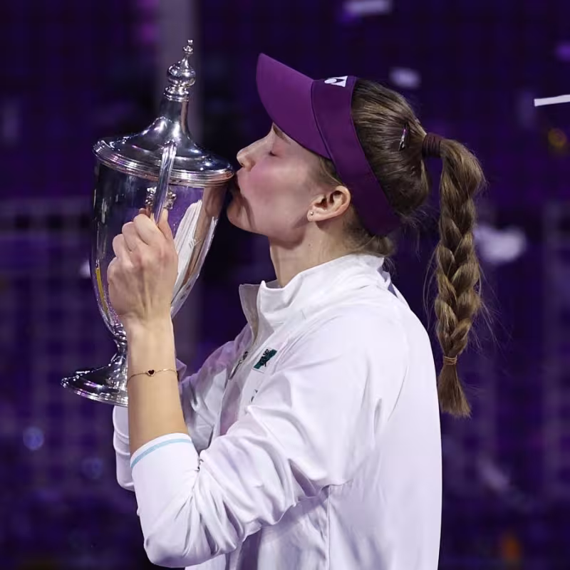 Rybakina defends the title won in Riyadh last year.